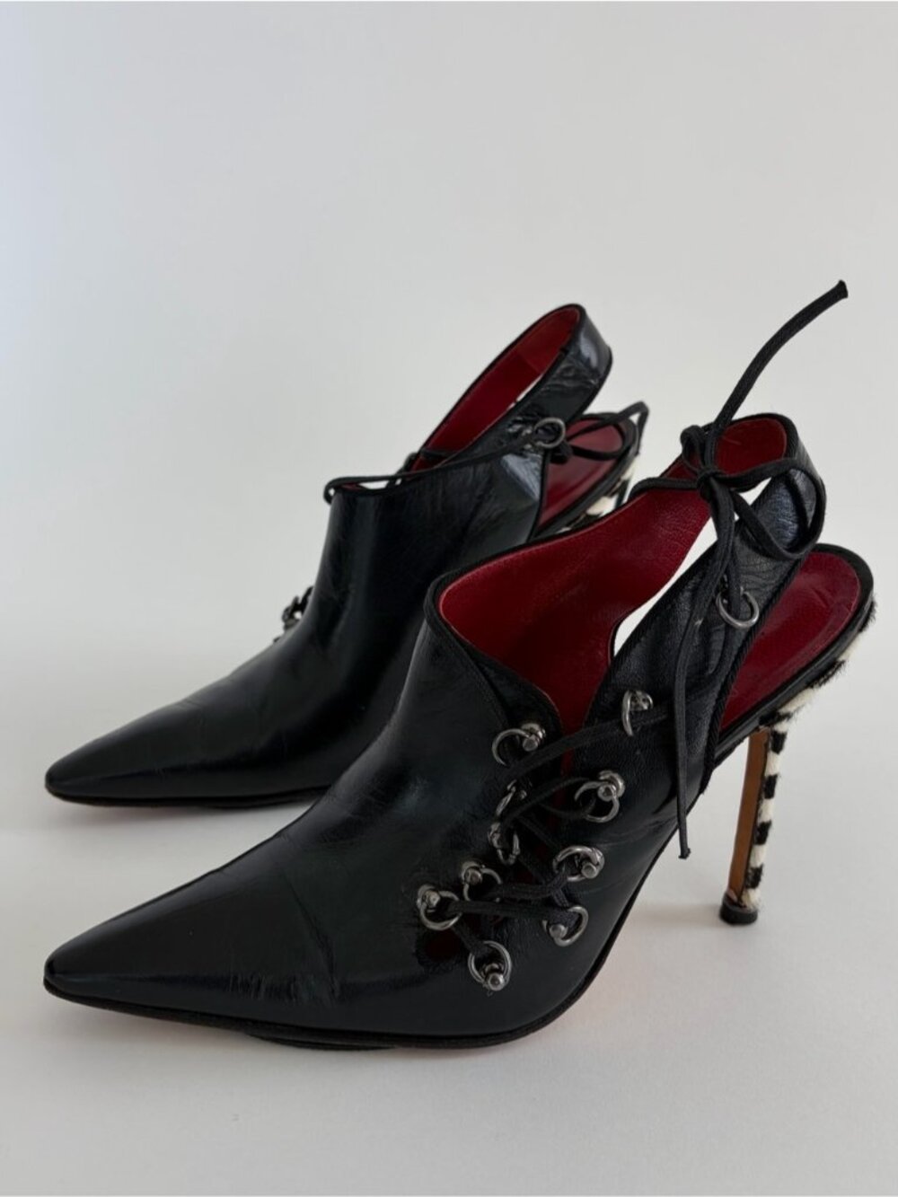 Rare Vintage Manolo Blahnik Zebra heel Eyelet Black Leather Boots